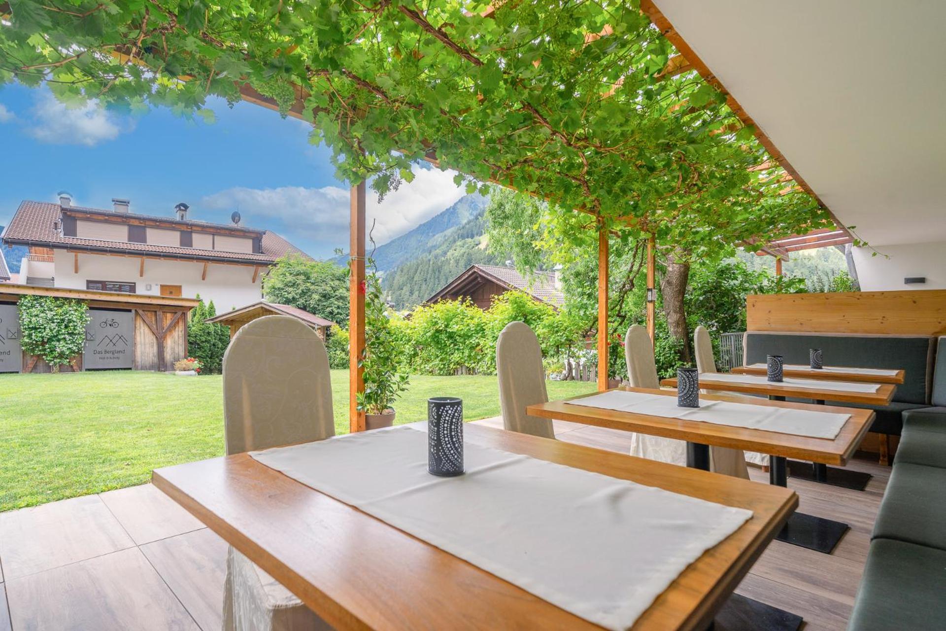 Das Bergland - Vital & Activity San Leonardo in Passiria Ngoại thất bức ảnh
